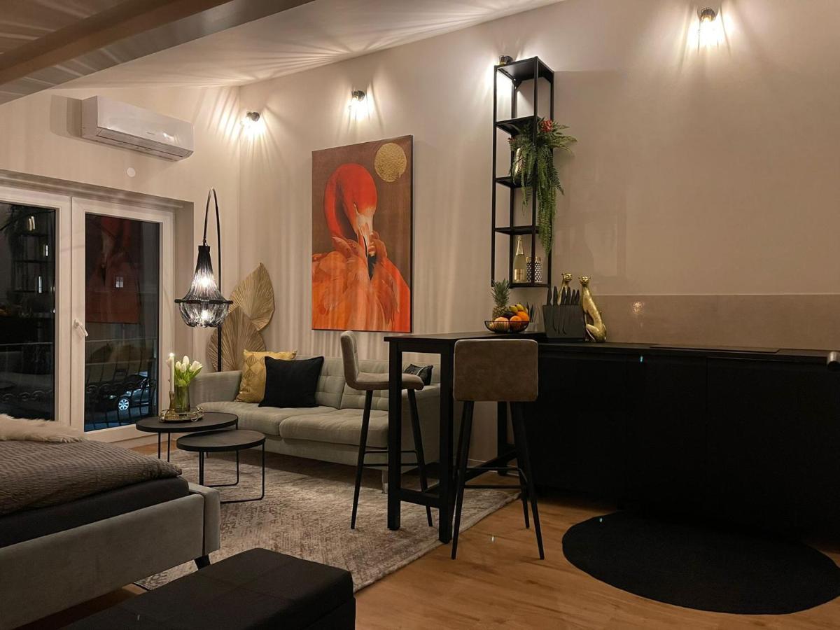 Stay At Smilla - Boutique Apartments Mit Kueche - Parken - Klima - Netflix - Waschmaschine Висбаден Экстерьер фото