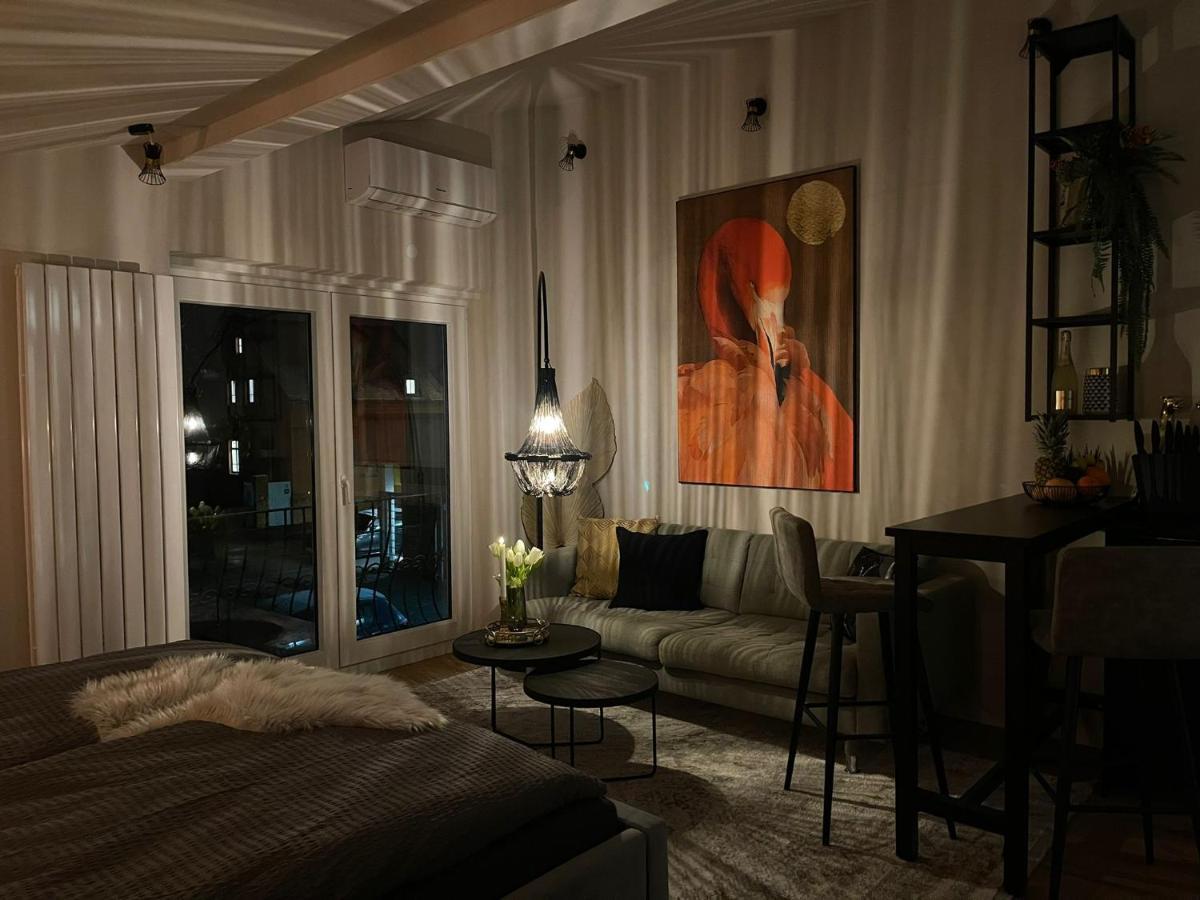 Stay At Smilla - Boutique Apartments Mit Kueche - Parken - Klima - Netflix - Waschmaschine Висбаден Экстерьер фото