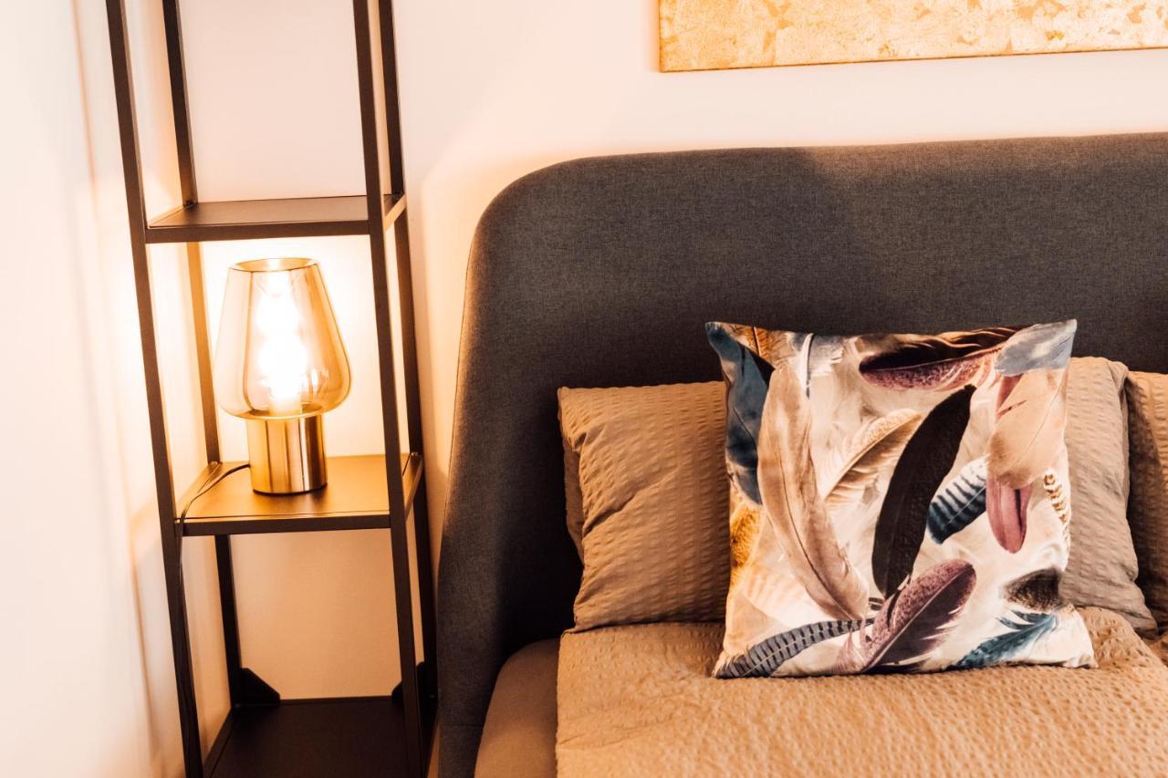 Stay At Smilla - Boutique Apartments Mit Kueche - Parken - Klima - Netflix - Waschmaschine Висбаден Экстерьер фото